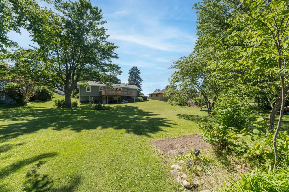 2937 Loehrs Landing Drive Hastings, MI 49058
