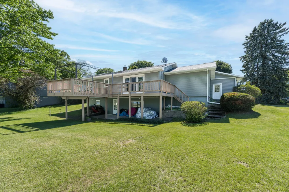 2937 Loehrs Landing Drive Hastings, MI 49058