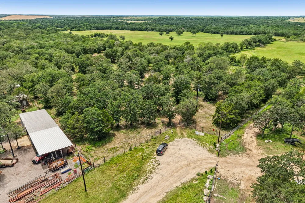 499 Bridgestone Court Lockhart, TX 78644