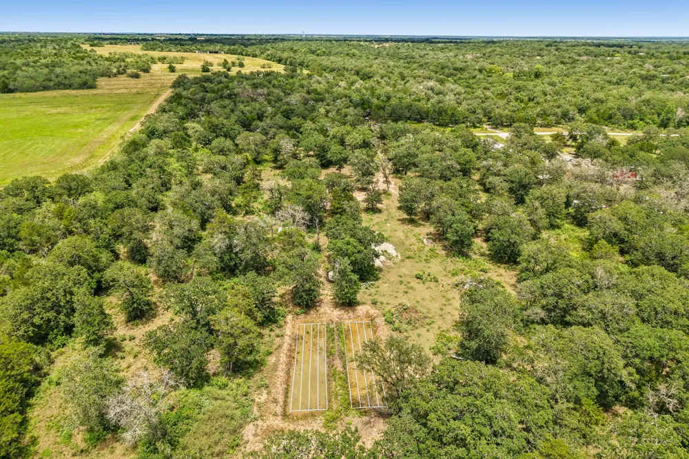 499 Bridgestone Court Lockhart, TX 78644