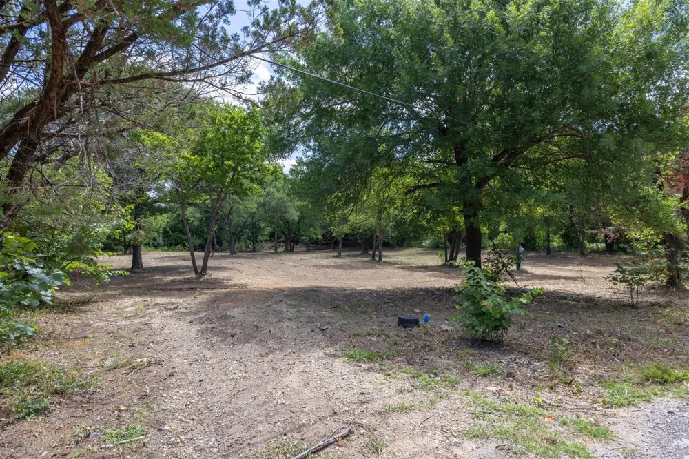 420 County Road 1021 Burleson, TX 76028