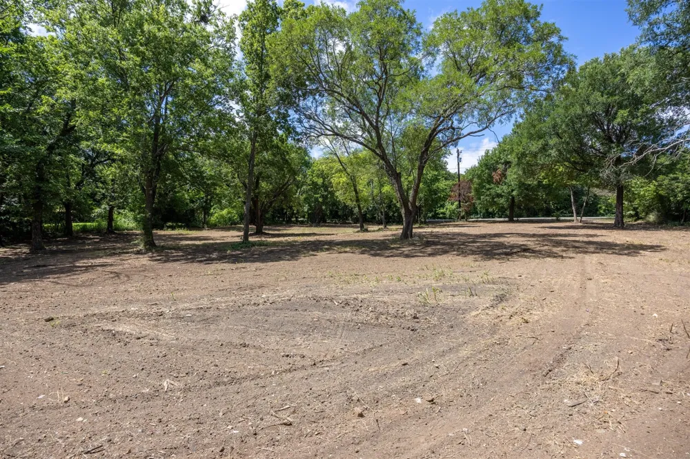 420 County Road 1021 Burleson, TX 76028