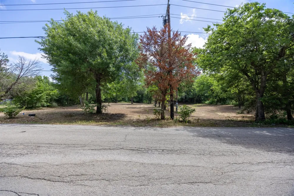 420 County Road 1021 Burleson, TX 76028