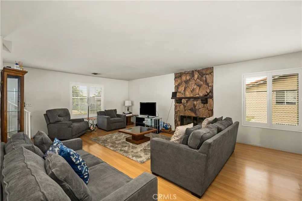 402 Greendale Drive La Puente, CA 91746