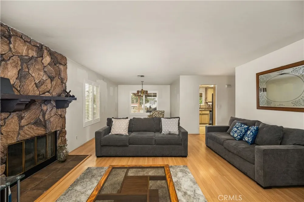 402 Greendale Drive La Puente, CA 91746