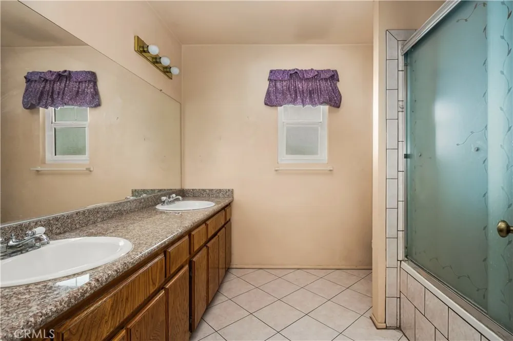 402 Greendale Drive La Puente, CA 91746