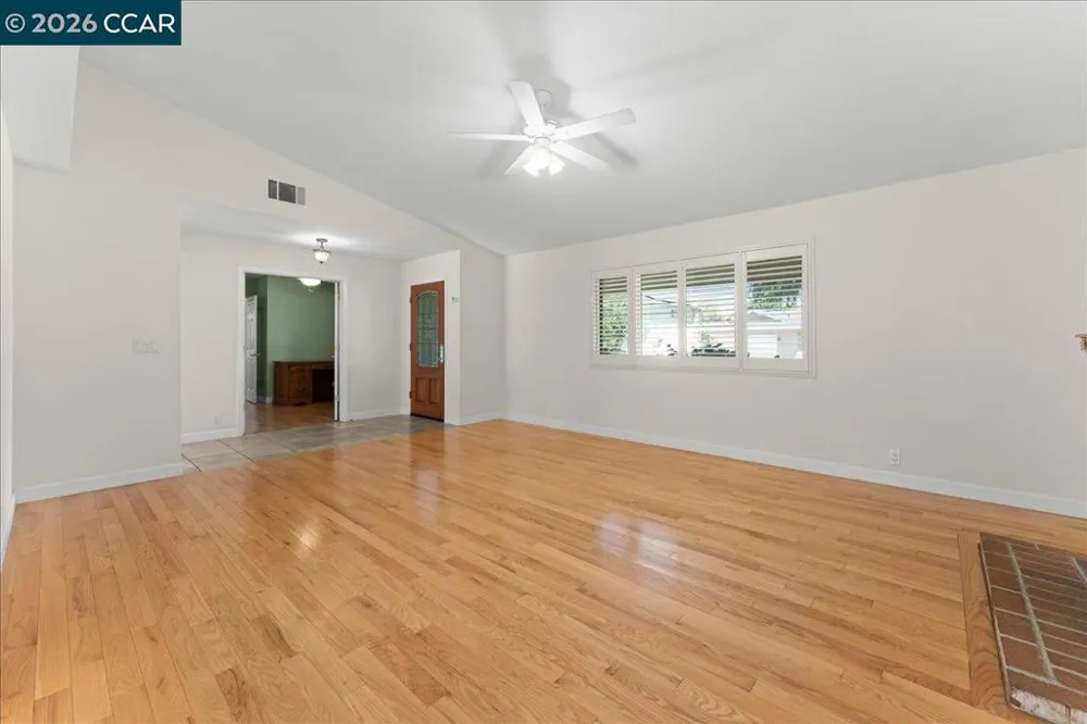 472 Cordoba Ln Vacaville, CA 95688