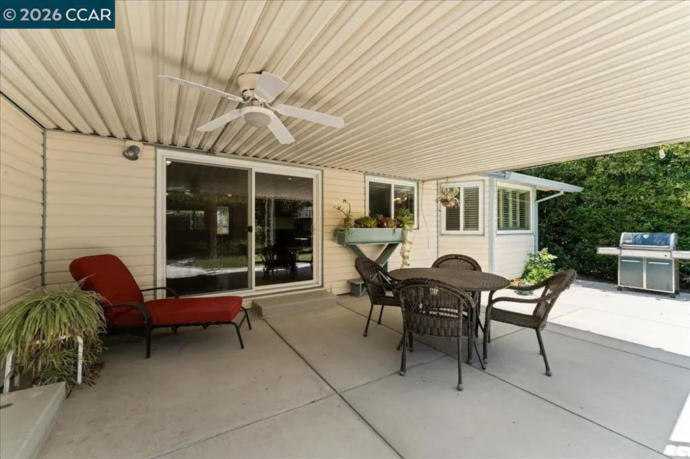 472 Cordoba Ln Vacaville, CA 95688