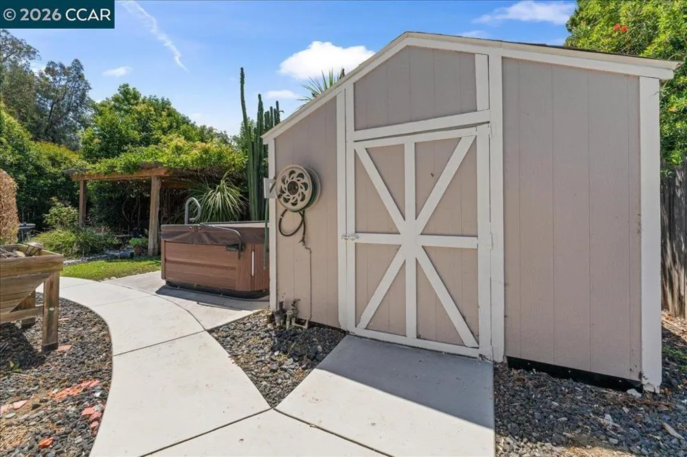 472 Cordoba Ln Vacaville, CA 95688