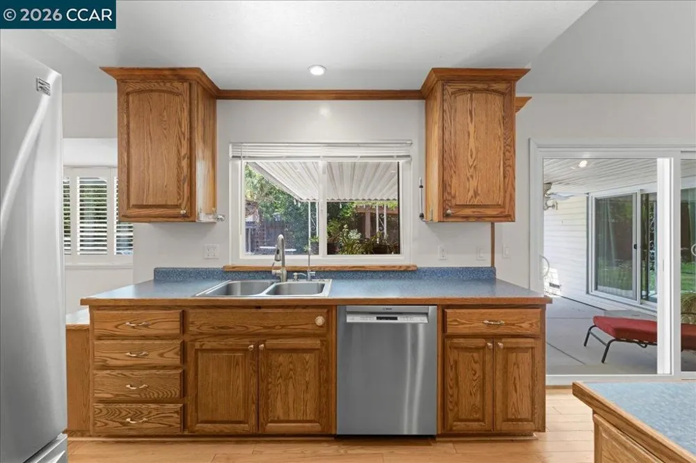 472 Cordoba Ln Vacaville, CA 95688