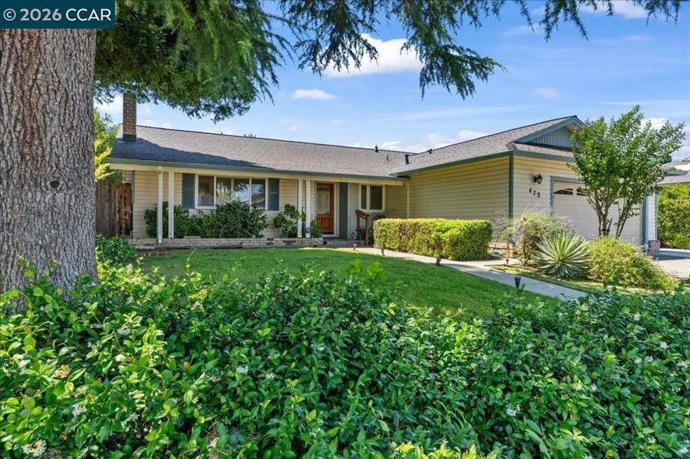 472 Cordoba Ln Vacaville, CA 95688