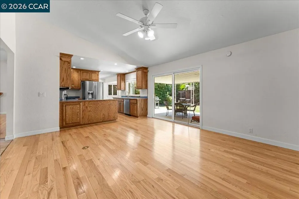 472 Cordoba Ln Vacaville, CA 95688