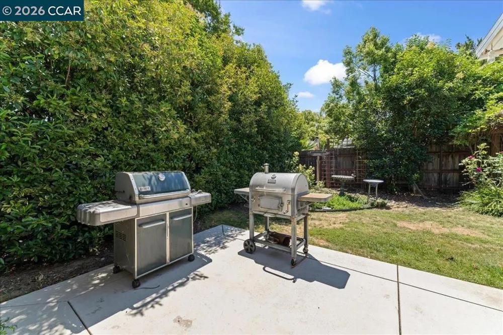 472 Cordoba Ln Vacaville, CA 95688