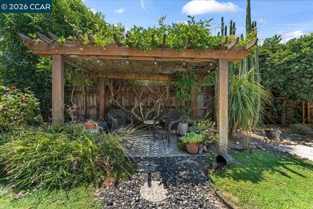 472 Cordoba Ln Vacaville, CA 95688