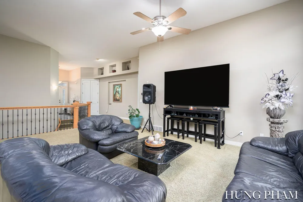 2136 Pleasant Pond Drive SW Byron Center, MI 49315