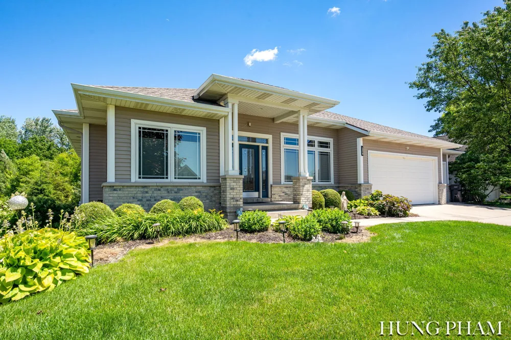 2136 Pleasant Pond Drive SW Byron Center, MI 49315