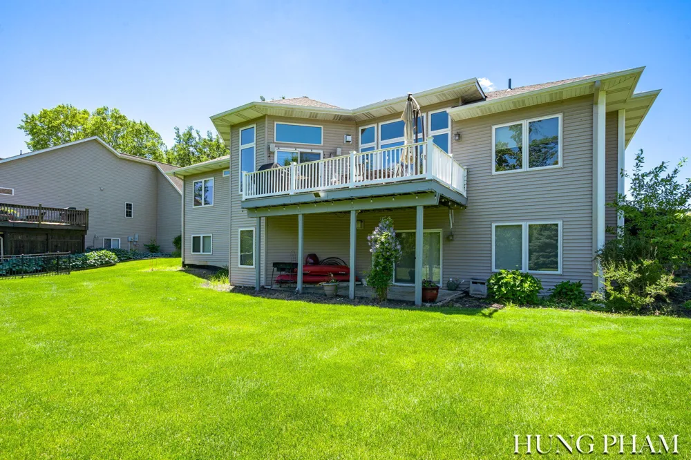 2136 Pleasant Pond Drive SW Byron Center, MI 49315