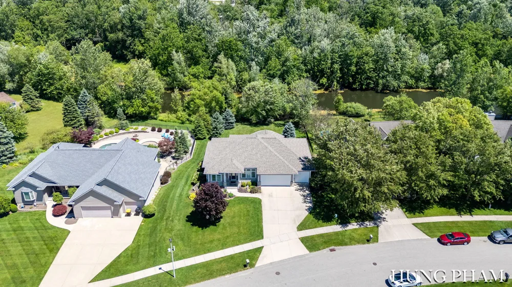2136 Pleasant Pond Drive SW Byron Center, MI 49315