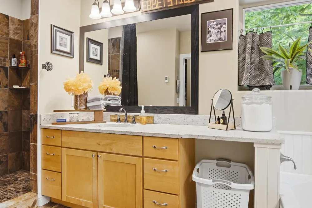 11770 S Mistys Trail Empire Township, MI 49630