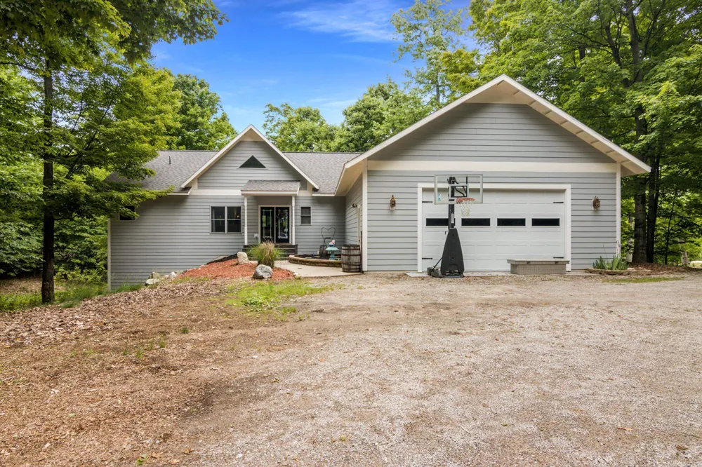 11770 S Mistys Trail Empire Township, MI 49630