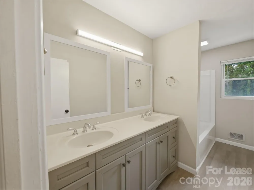765 8th Avenue Drive SE Hickory, NC 28602
