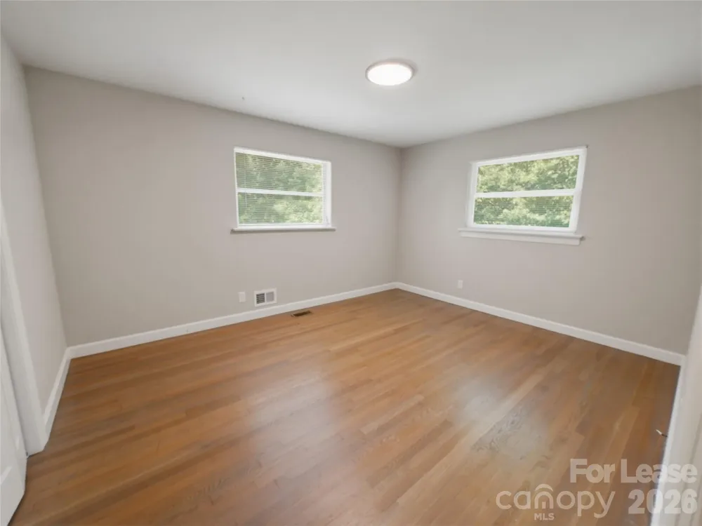 765 8th Avenue Drive SE Hickory, NC 28602