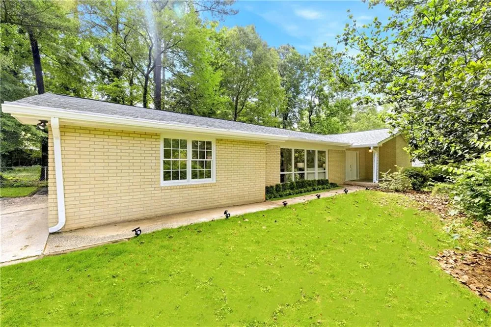 4765 Luray Drive Dunwoody, GA 30338