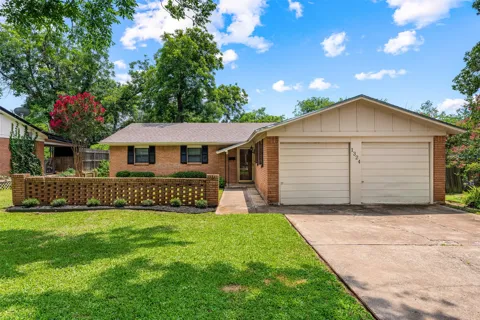 1324 Melrose Drive