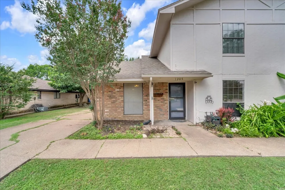 1205 Fairhaven Drive Mansfield, TX 76063