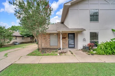 1205 Fairhaven Drive