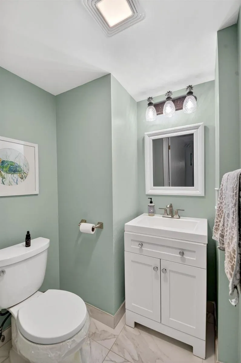 3601 S Ocean Boulevard #104 South Palm Beach, FL 33480