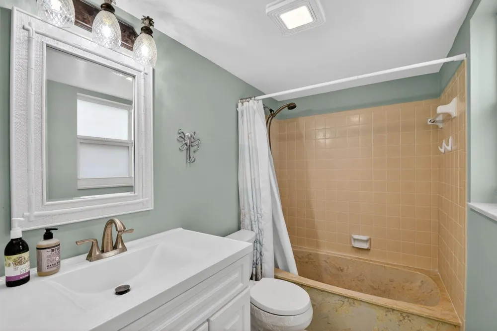 3601 S Ocean Boulevard #104 South Palm Beach, FL 33480