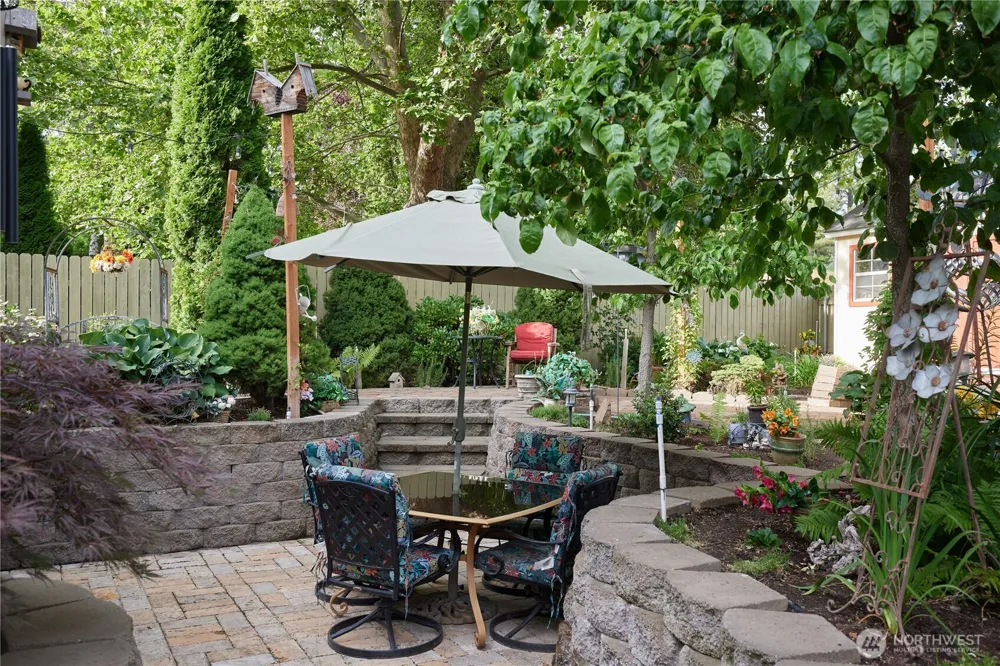 513 SE Highland Park Drive College Place, WA 99324
