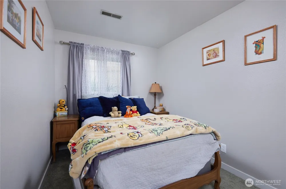 513 SE Highland Park Drive College Place, WA 99324