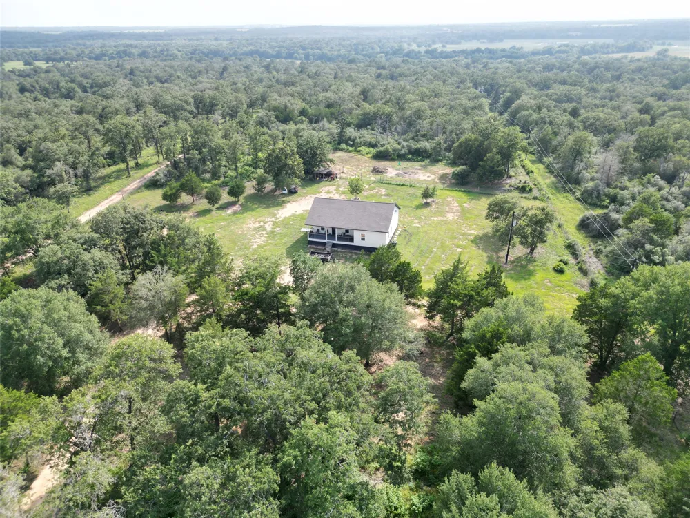 10399 CR 302 Rockdale, TX 76567
