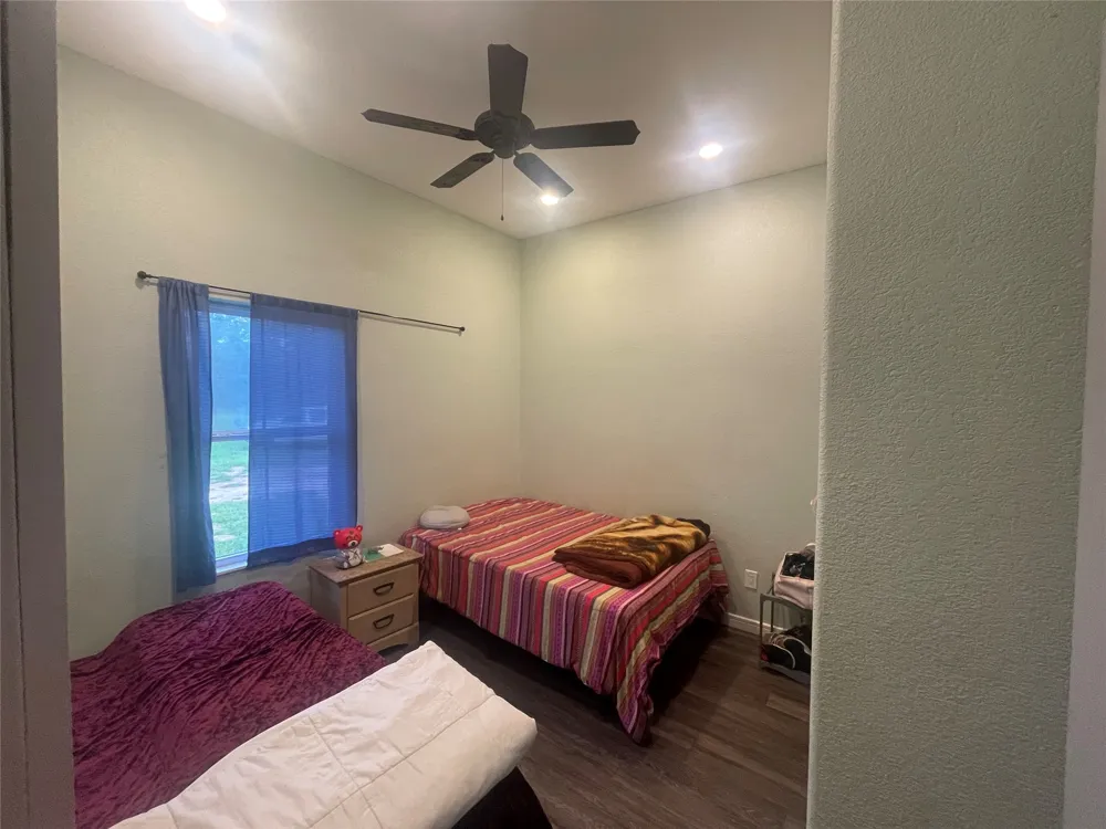 10399 CR 302 Rockdale, TX 76567