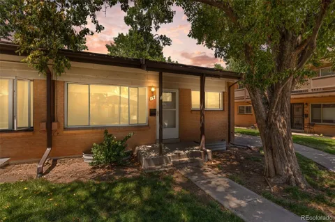 12820 Willow Lane #19