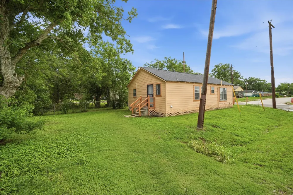 101 Outlar Road Wharton, TX 77488