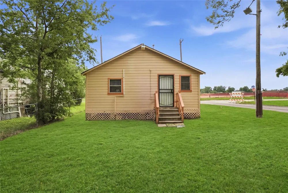 101 Outlar Road Wharton, TX 77488