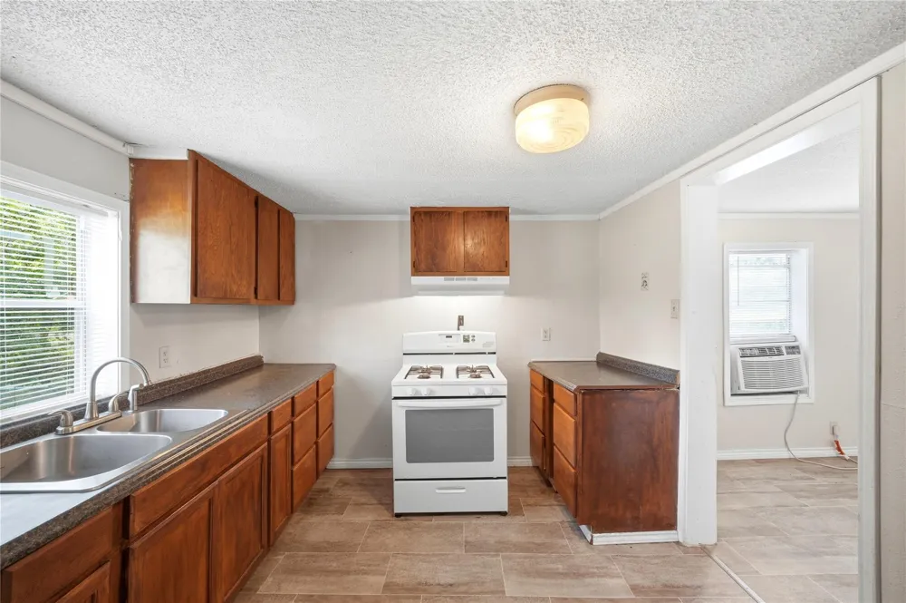 101 Outlar Road Wharton, TX 77488