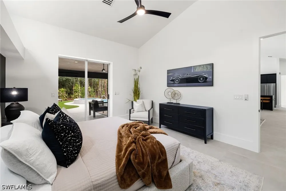 3rd Avenue NW Naples, FL 34119