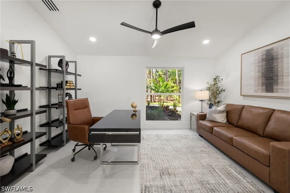 3rd Avenue NW Naples, FL 34119