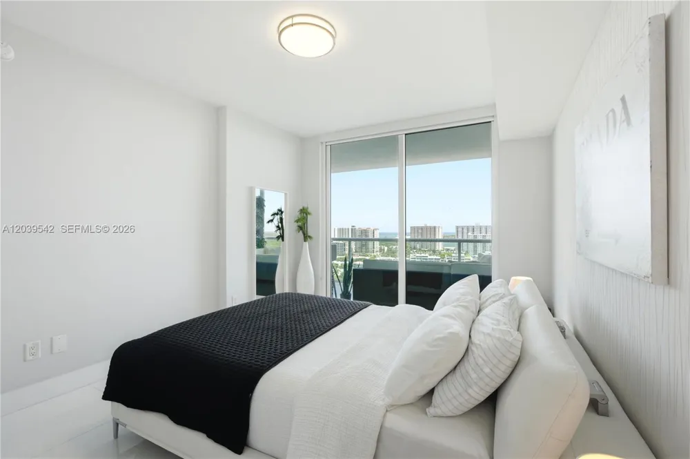 400 Sunny Isles Blvd #1817 Sunny Isles Beach, FL 33160