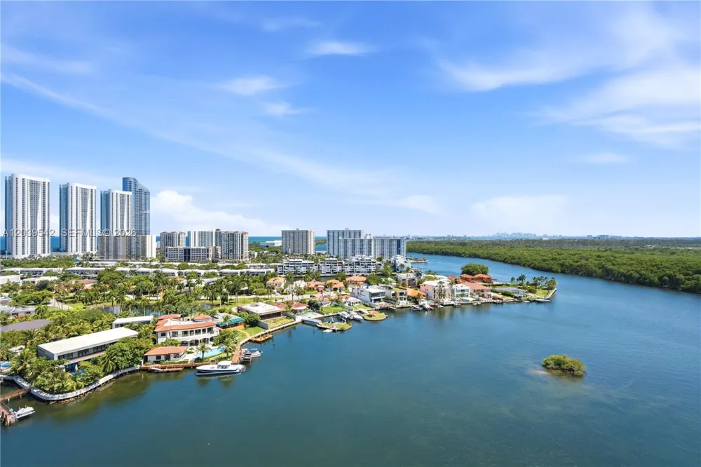 400 Sunny Isles Blvd #1817 Sunny Isles Beach, FL 33160