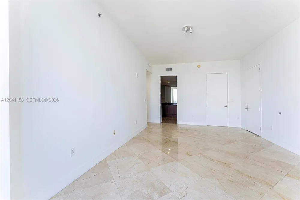 15901 Collins Ave #2805 Sunny Isles Beach, FL 33160