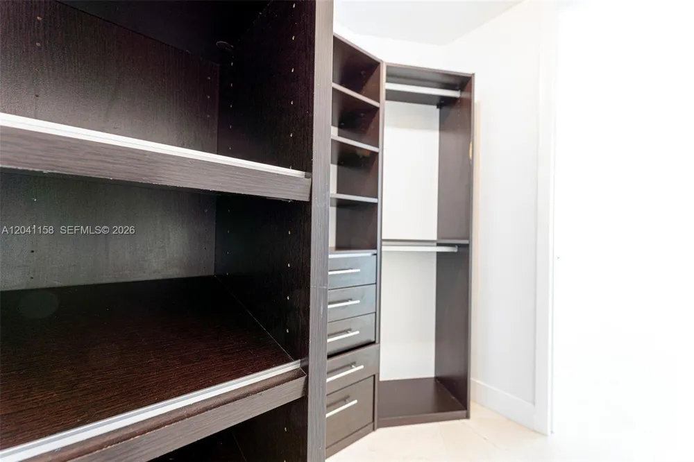 15901 Collins Ave #2805 Sunny Isles Beach, FL 33160