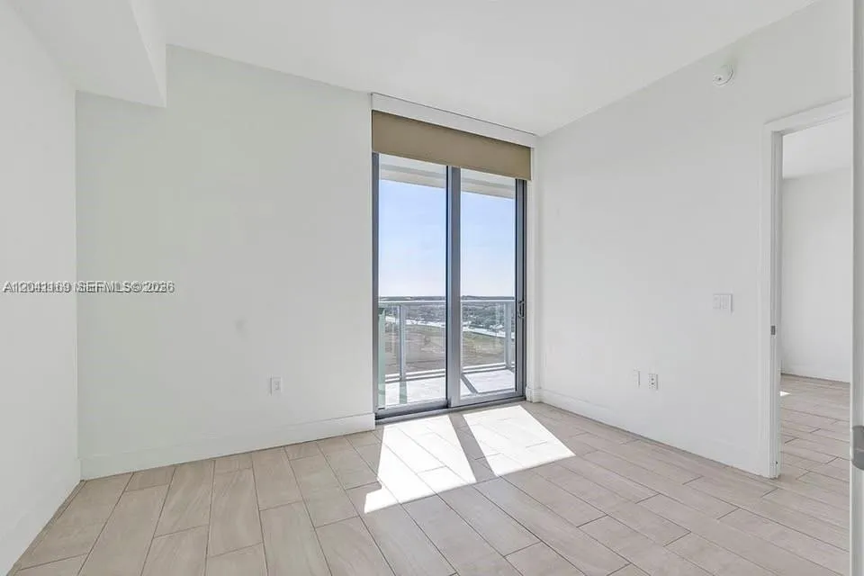 2000 S Metropica Way #907 Sunrise, FL 33323