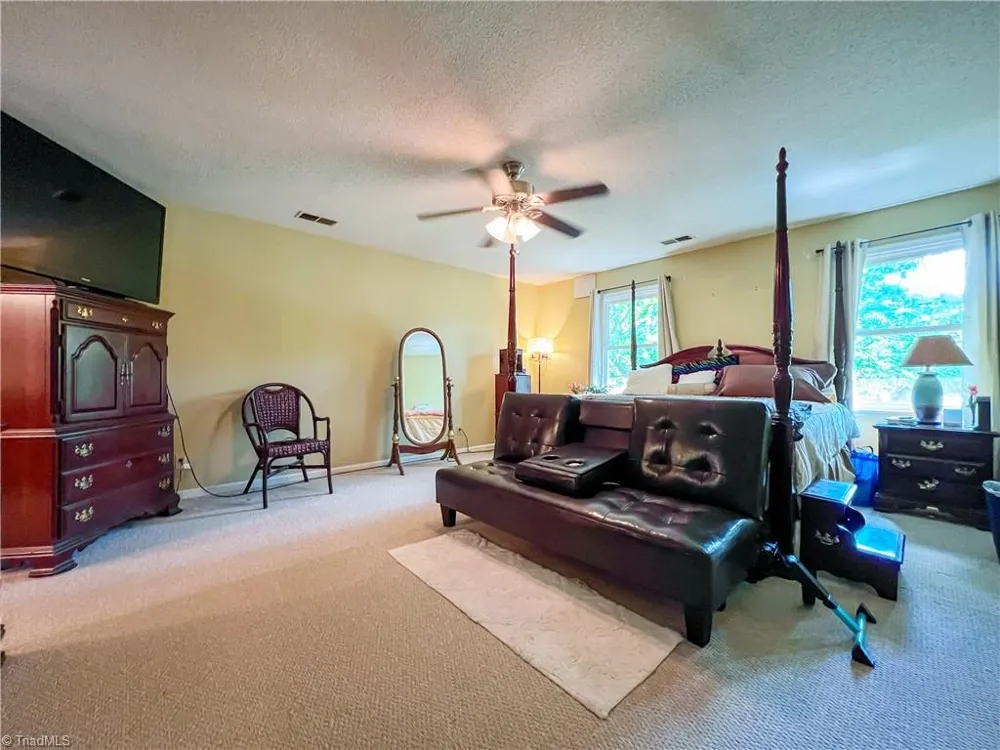 4205 Gardenspring Drive Clemmons, NC 27012