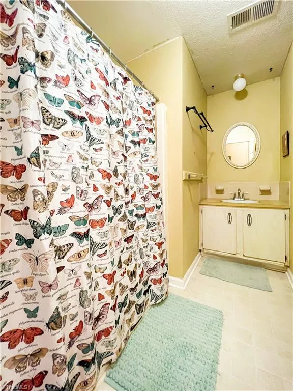 4205 Gardenspring Drive Clemmons, NC 27012