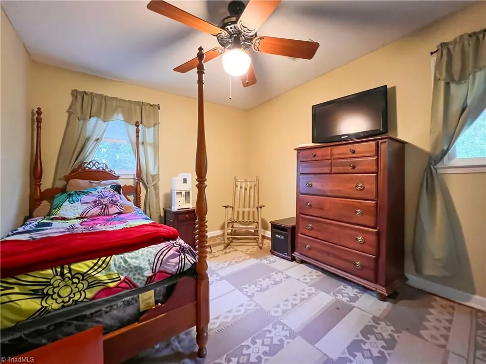 4205 Gardenspring Drive Clemmons, NC 27012
